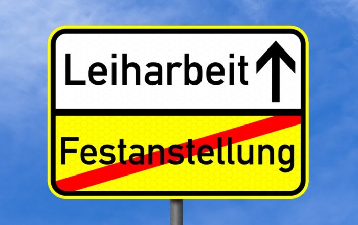 Von der Festanstellung zur Leiharbeit | Quelle: https://www.linkedin.com/pulse/zeitarbeit-an%C3%BCs-und-befristete-arbeitsvertr%C3%A4ge-gerald-falter/?originalSubdomain=de
